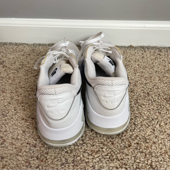 Men’s Nike White and Black Air Max Sneakers - Picture 5 of 7
